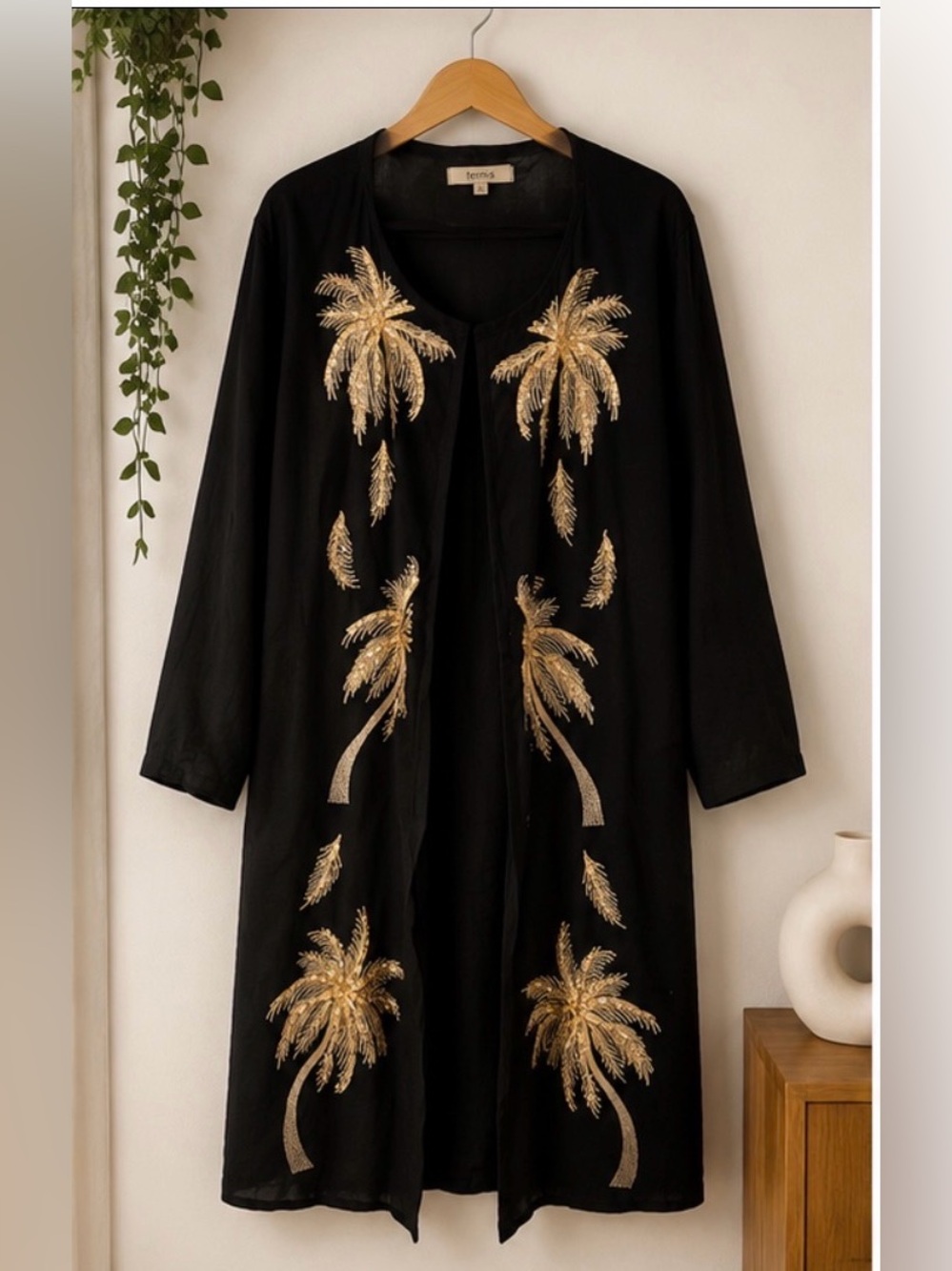 Black Palm-Embroidered Robe - Picture 2 of 5